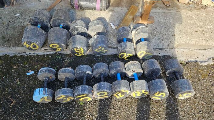 Concrete weights and cast iron plates
