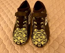 Gaelic football shoes size13