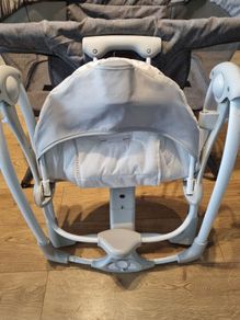 Electronic baby swing chair
