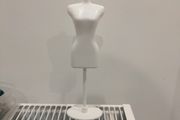 Miniature manican