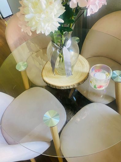 glass kitchrn table