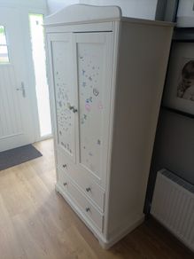 Children's wardrobe