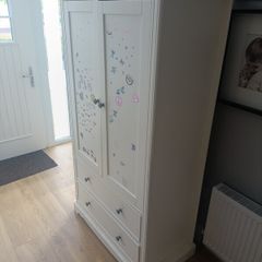 Children's wardrobe