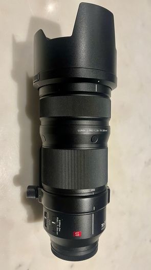 Panasonic Lumix S Pro 70-200 2.8 OIS lens
