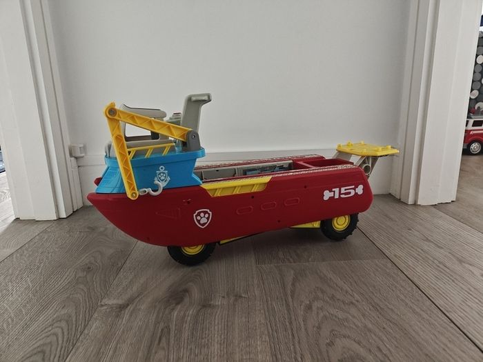Paw Patrol Land and "Water" Boat