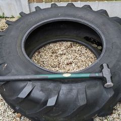 sledge hammer with free tyre