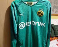Borussia Dortmund Goalkeeper Jersey