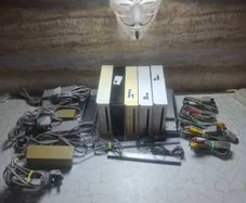 5 Nintendo Wii  Video Game Consoles Black  White Bundle  Tested  Working Cables