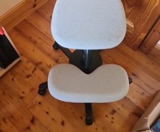 HAG Balans Vital kneeling chair