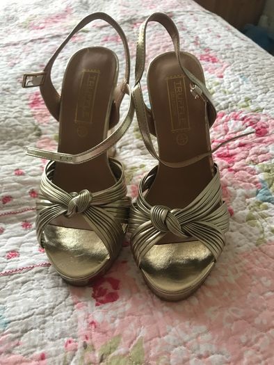 Bnwt Gold Sandals