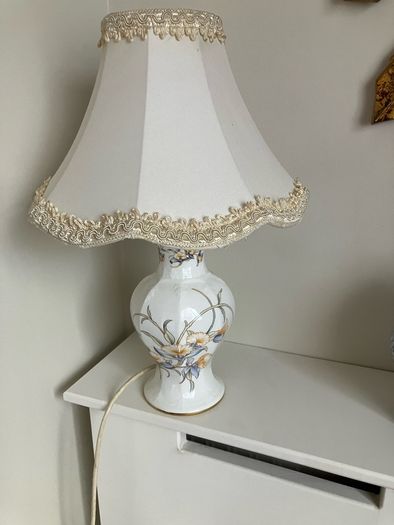 Aynsley Lamp