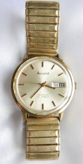 Vintage Accurist Automatic Gentleman's Wristwatch  (works well and keeps time)