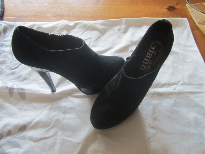 GIANNA  di Fireenze Ankle shoe / boot  black suede  size 4