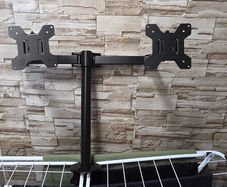 Double monitor arm