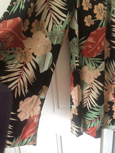 wide leg trousers