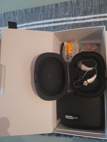 Independent hearing aids