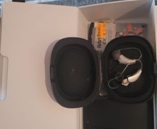 Independent hearing aids
