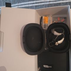 Independent hearing aids