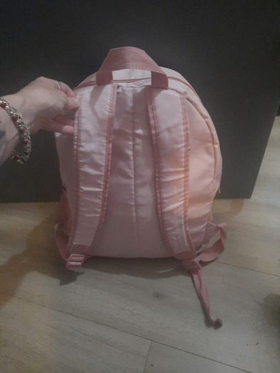 pink Minnie mouse schoolbag