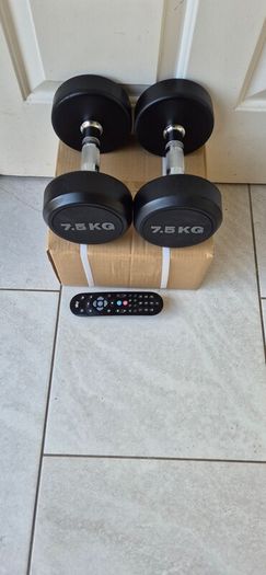 brand new 2x10kilo, 2x7.5kilo dumbbells