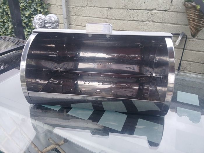 bread bin