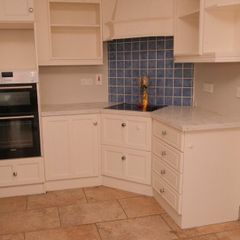 Kitchen cabinets & appliances