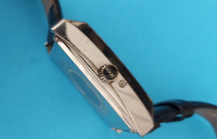 HUGO BOSS  Automatic  Mens Swiss Made Wristwatch (works Perfectly)