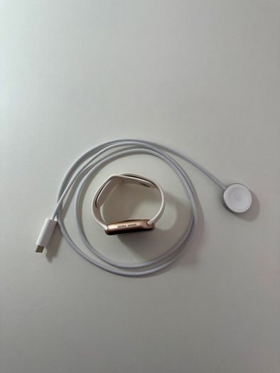 Apple Watch Series 10 - 42 mm Rose Gold Aluminium Case with Light Blush Sport Band, S/M
