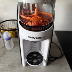 Baby Brezza Formula Pro Advanced MINT CONDITION hardly used