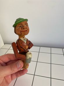 Vintage Anri Hand Carved Wood Beer Drinker Bottle Cork Stopper