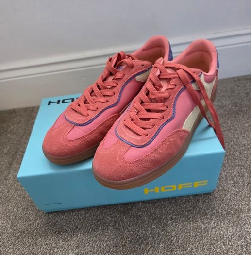 Hoffs Coral Park size 42 trainers