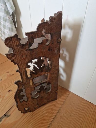 Victorian Wooden Corner Shelf