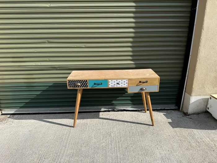 console table