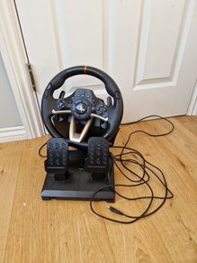 HORI racing wheel for ps4