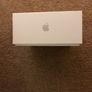 apple air pods pro box Image 2