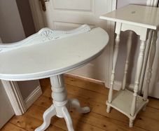 Hall table / Plant stand