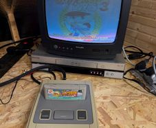 Nintendo Super Famicom Japanese SNES version with game