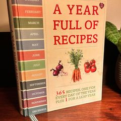 A Year Full of Recipes (365 Recipes)