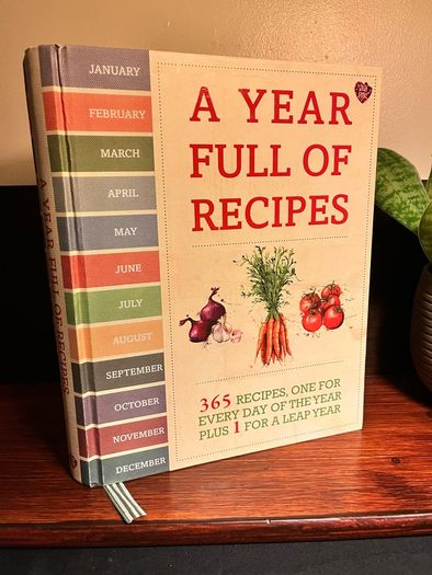 A Year Full of Recipes (365 Recipes)