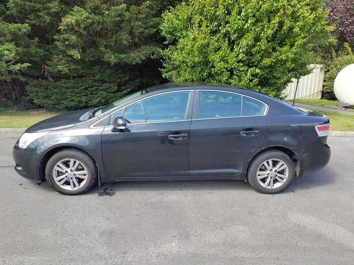 2010 Toyota Avensis