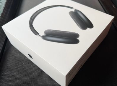 Apple AirPods Max 2 Over-Ear Wireless Headphones - Midnight