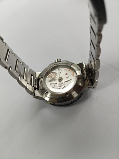 Oris Aquis Calibre 400 Swiss Watch
