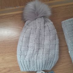 Ladies Designer hat and scarf set