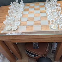 Glass chess set