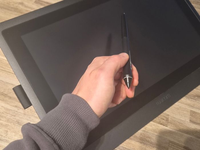 Wacom Cintiq 16 (DTK-1660) Pen Display, Boxed + Extra Wacom
