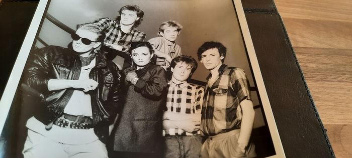 Les Enfants: B/W Promotional Photos 1984