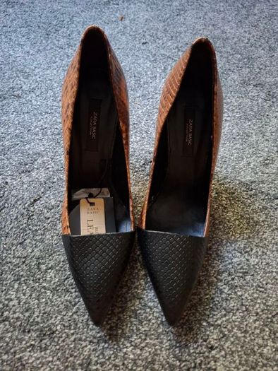 Zara Heels Size 4