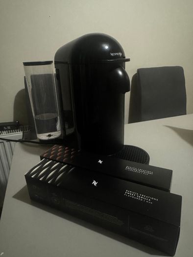 Nespresso VertuoPlus Piano Black