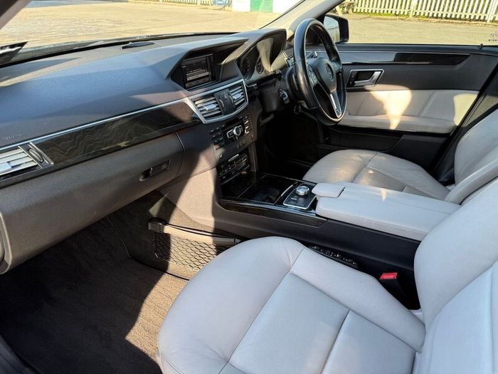 Mercedes-Benz E-Class 2012
