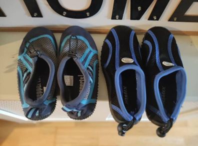 Swimming shoes